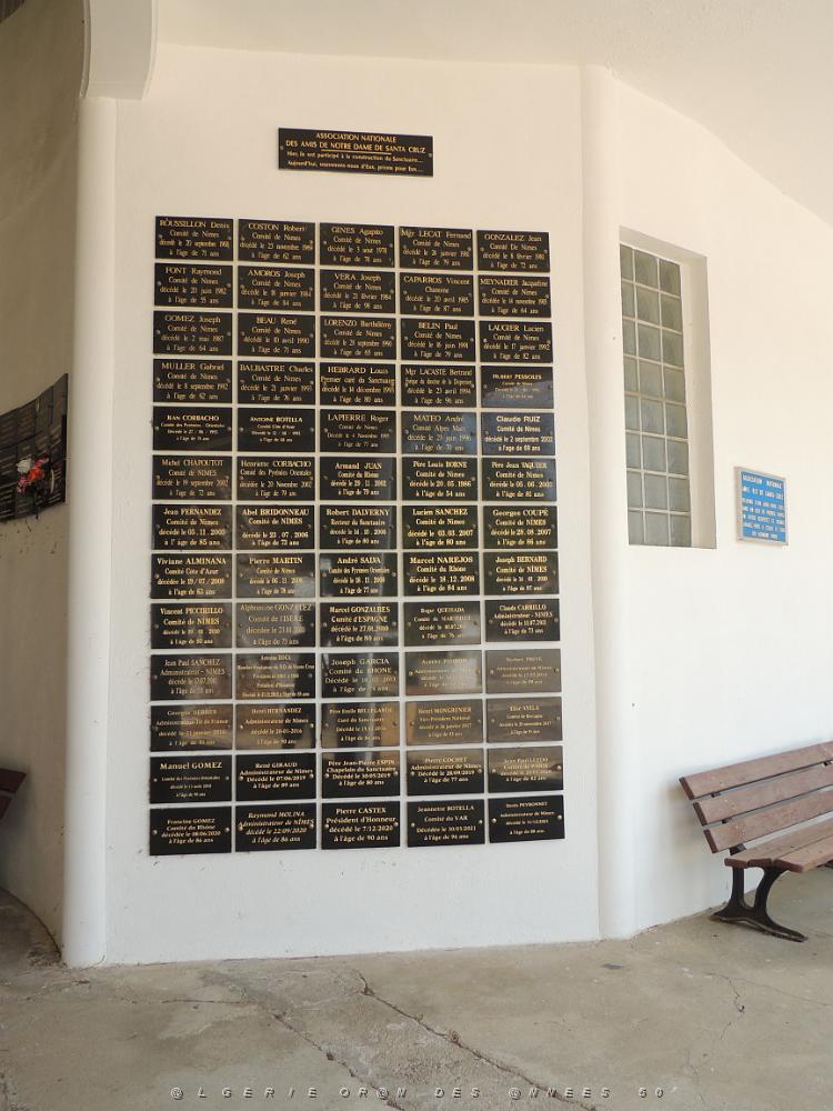 2022 07 UN AIR DE VACANCES LE 22 NIMES (101).JPG -           